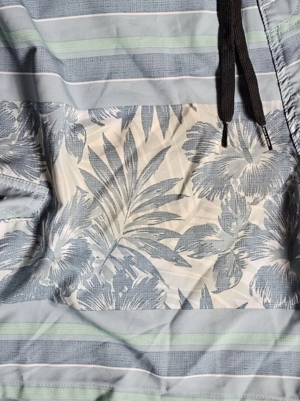 Maui and Sons Mens 4-Way Stretch Boardshorts Size 38 Floral Stripe Swim Trunks